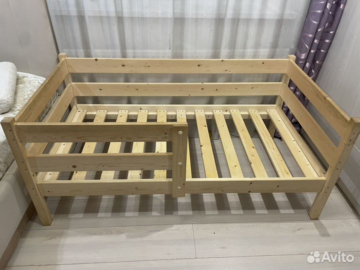 Детская кровать 140х70