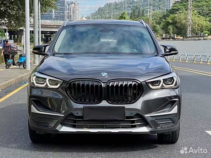 BMW X1 2.0 AT, 2021, 32 000 км