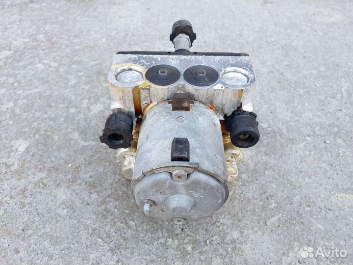 Блок ABS для Mercedes W202