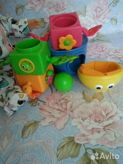 Развивающие игрушки