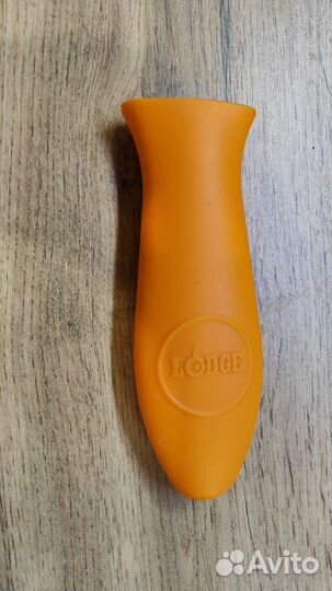 Lodge силиконовая прихватка универсальная