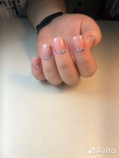 Маникюр, педикюр