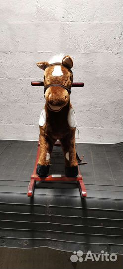 Лошадь качалка