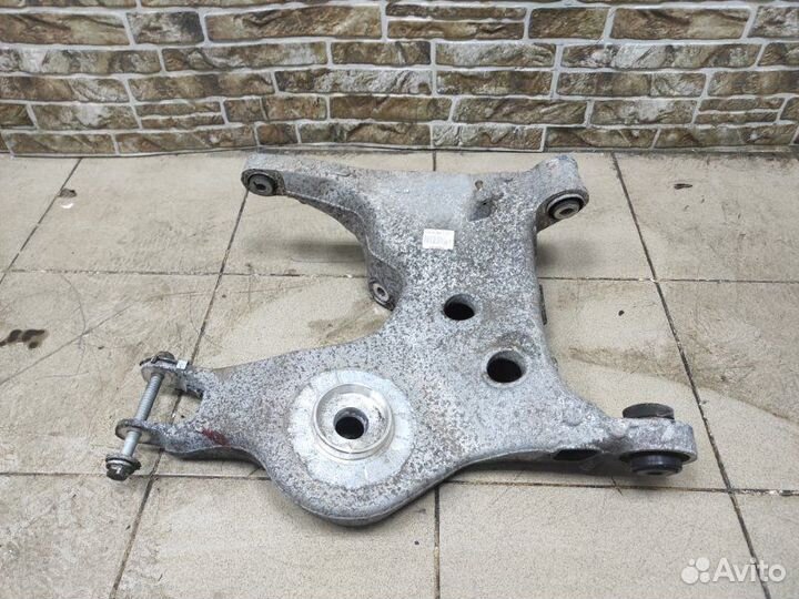 Рычаг подвески нижний задний левый Land Rover