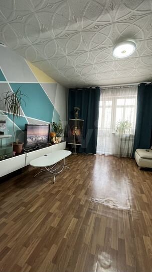 4-к. квартира, 78 м², 3/9 эт.