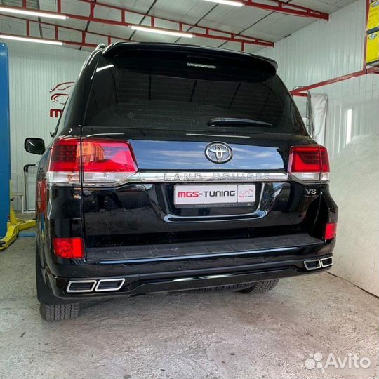 Обвес с насадками Executive Land Cruiser 200