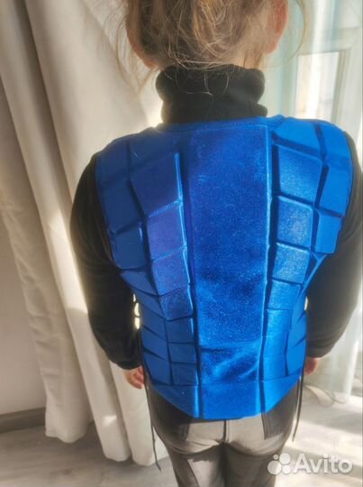 Жилет для конного спорта