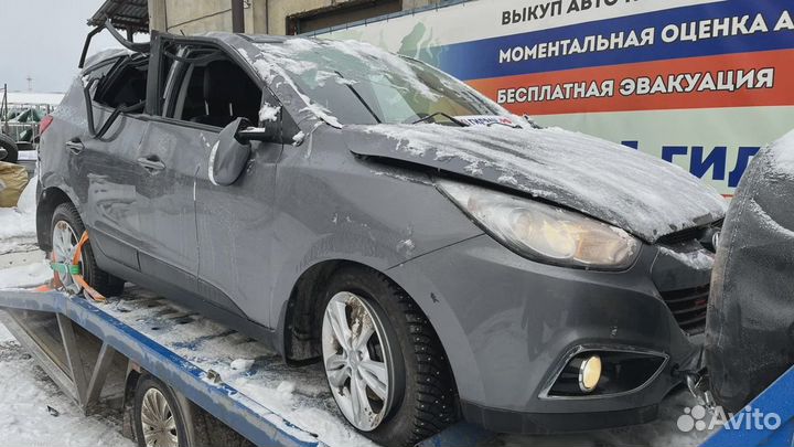 Кнопка стеклоподъемника задняя левая Hyundai ix 35