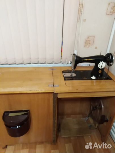 Швейная машинка