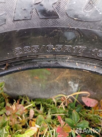Bridgestone Ice Cruiser 7000 225/65 R17