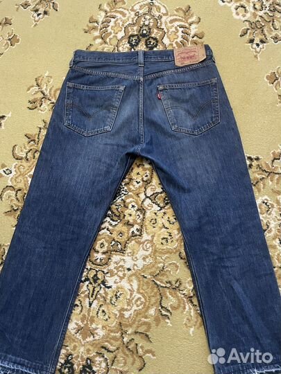 Джинсы levis