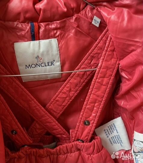 Зимний костюм для девочки moncler