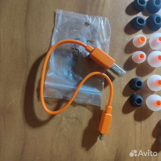 Амбушюры для наушников jbl и др