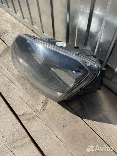 Фара левая Skoda Yeti 2014
