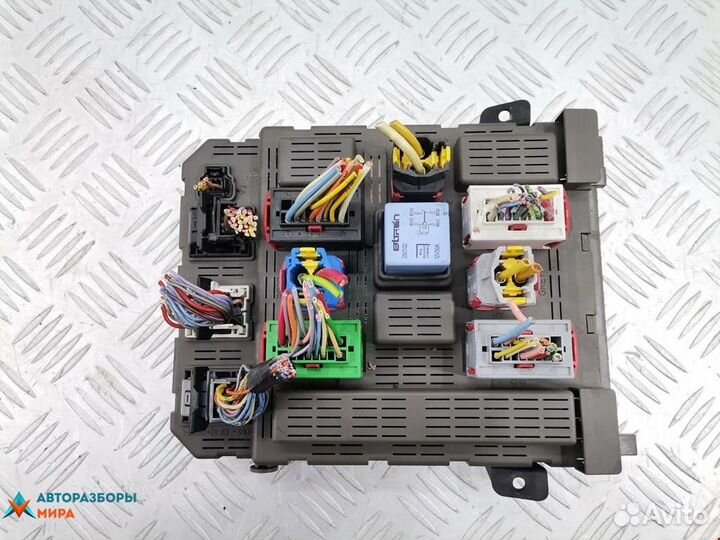 Блок предохранителей Peugeot 607 2002 6580Q7