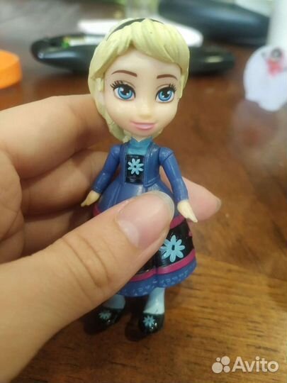 Эльза фигурка
