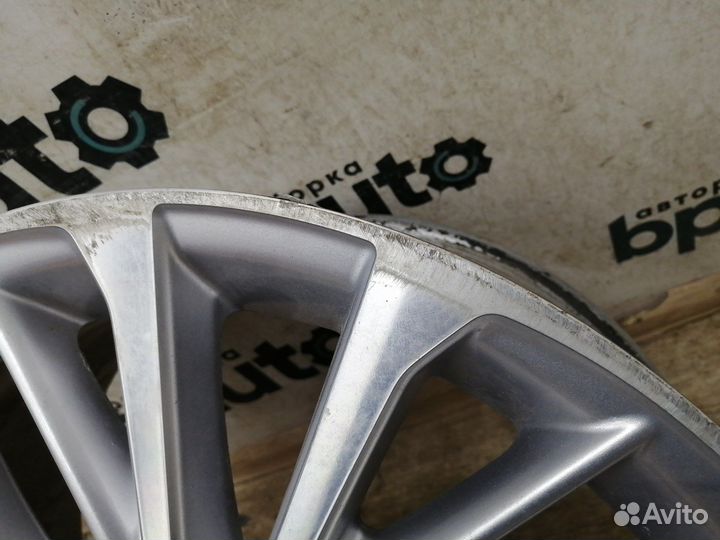 Диск литой 18x8J 5x114.3 ET50 42611-06E50 Toyota