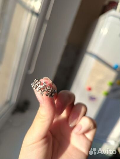 Серебряное кольцо
