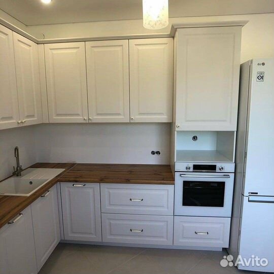 Кухня угловая на заказ, бесплатный замер