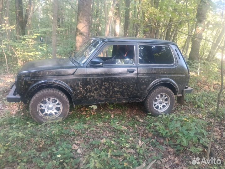 LADA 4x4 (Нива) 1.7 МТ, 2005, 135 000 км