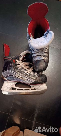Хоккейные коньки bauer vapor x800