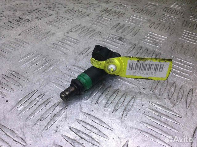 Форсунка Audi A4 06c133551 Asn