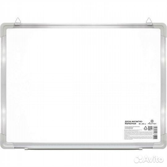 Доска магнитно-маркерная 60х90см с полочкой новая