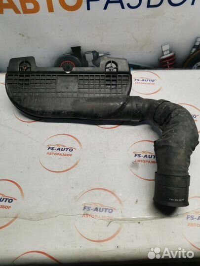 Воздухозаборник Kia Ceed 1.6 G4FC 2009