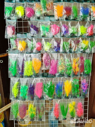 Продаю:аквариумы,оборудование, корма