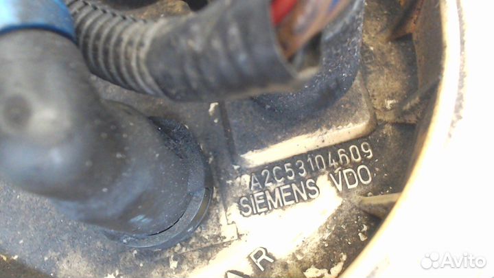 Насос топливный электрический Audi Q7, 2006