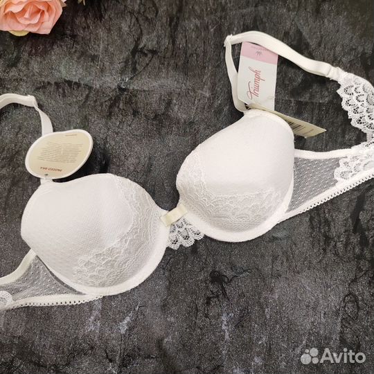 Бюстгальтер Triumph 70B