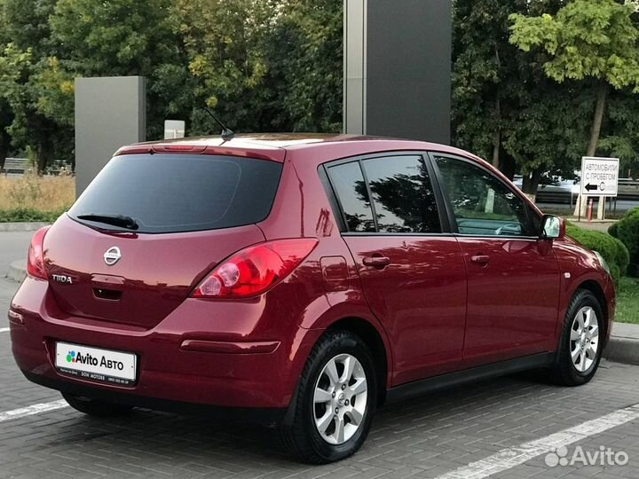 Nissan Tiida 1.6 AT, 2010, 183 870 км