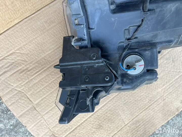 Фара левая mitsubishi outlander