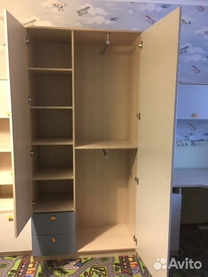 Мебель в детскую комнату