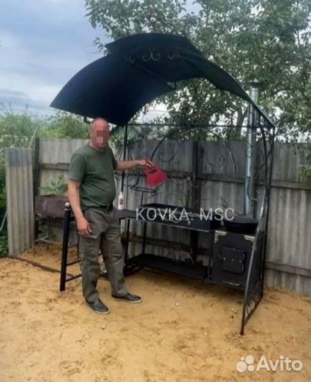 Мангал с крышей