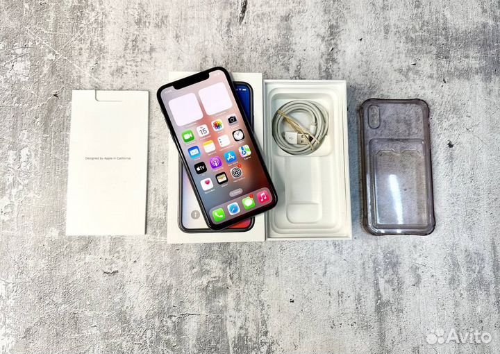 iPhone X, 64 ГБ