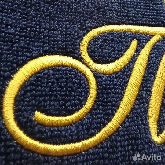 Мужской халат с именной вышивкой