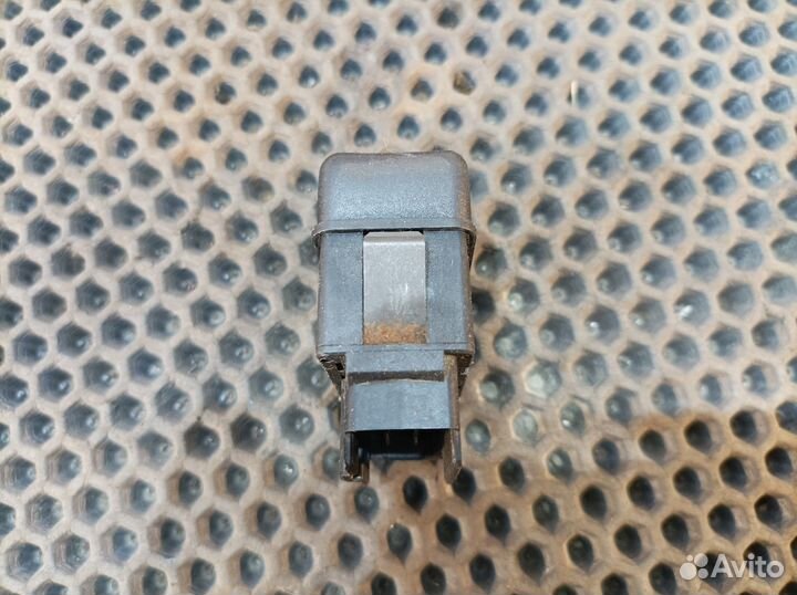 8157750 Кнопка аварийной сигнализации