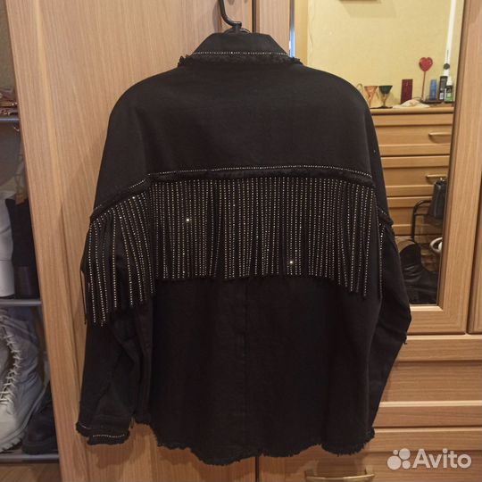 Джинсовая куртка