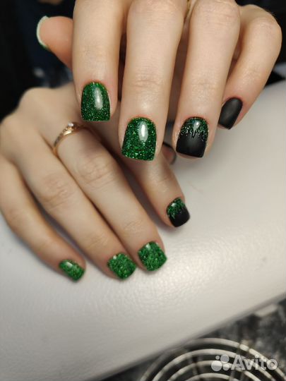 Маникюр, наращивание ногтей