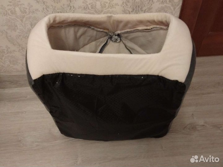 Домик для домашнего животного