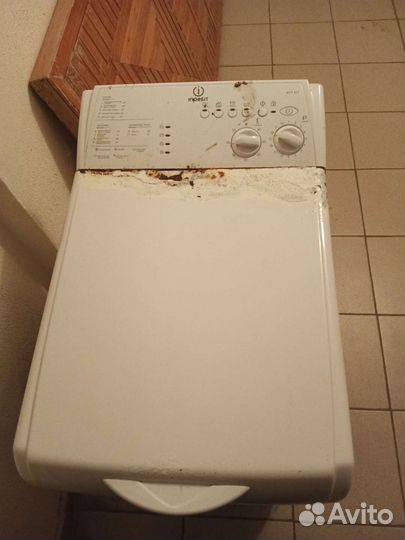 Стиральная машина с вертикальной загрузкой