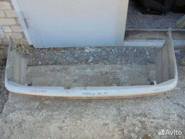 Бампер задний toyota corolla AE111