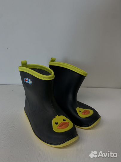 Детские резиновые сапоги