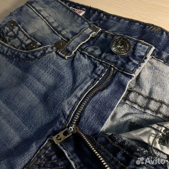 Джинсы True religion