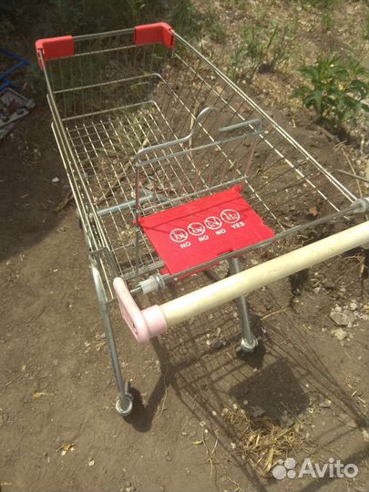 Тележка для супермаркета