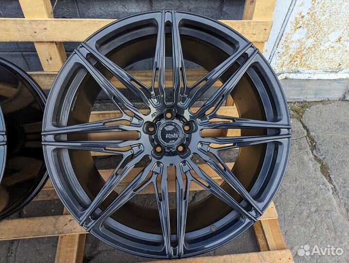 Кованые диски R23 5x112 на BMW X6M/ XM