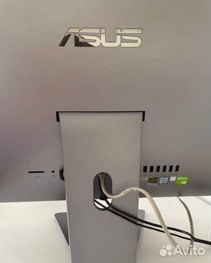 Моноблок Asus ZN241IC
