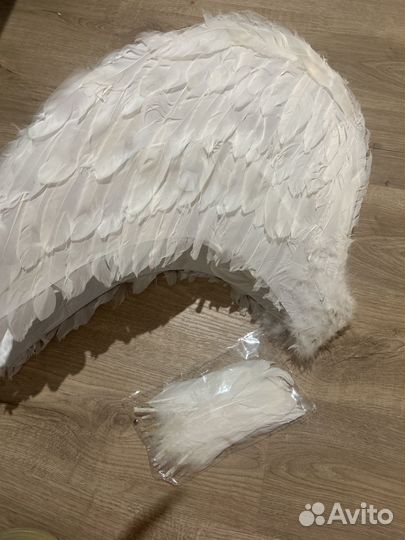 Крылья ангела белые