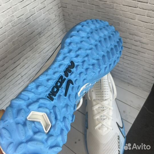 Сороконожки nike air zoom новые